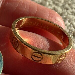 Cartier Love ring 18k Gold Sz 47 Authentic
